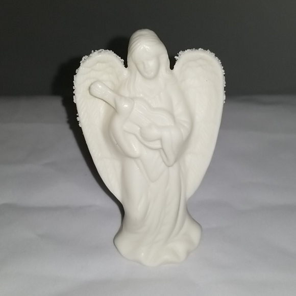 Jade Collection 4 Piece Angel Figurines - Picture 3 of 11